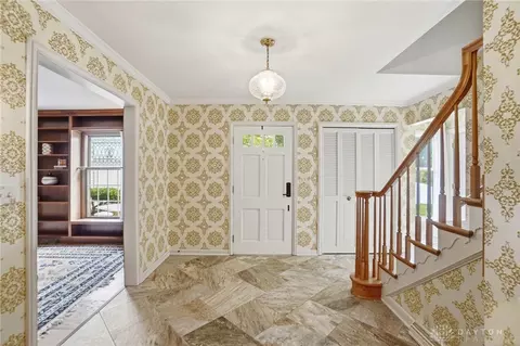 Entry Way - 772 W Plantation Ln, Kettering, OH 45419 photo 1 of 5