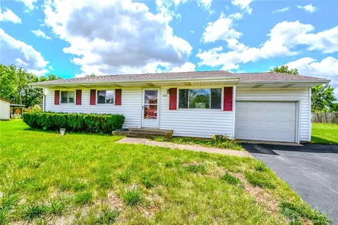 839 Wilshire Dr, Carlisle, OH 45005