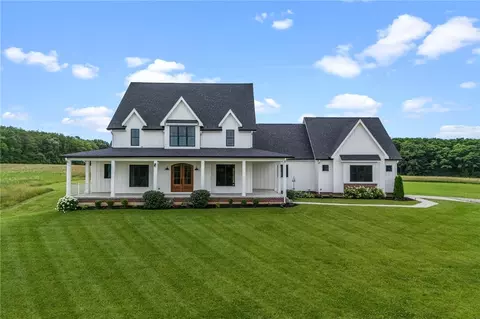 1022 Stevenson Rd, Xenia, OH 45385