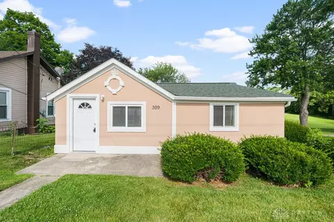 309 N Gebhart Church Rd, Miamisburg, OH 45342