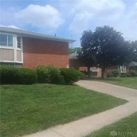 6130 Ridgeacres Dr #M3, Cincinnati, OH 45237
