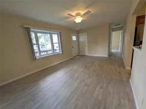 Living - 2407 Selby Pl, Kettering, OH 45420 photo 2 of 2
