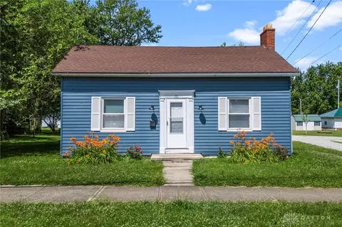101 S Howard St, Sabina, OH 45169