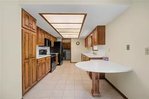 Kitchen - 9909 Sheehan Rd, Centerville, OH 45458 photo 1 of 6
