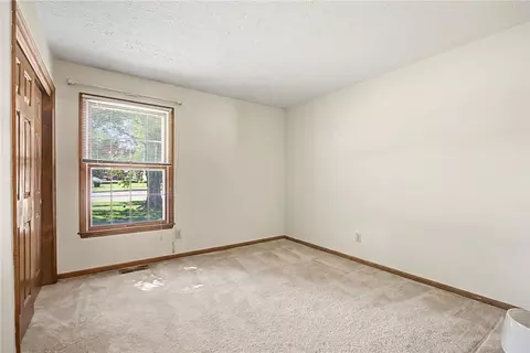 Bedroom - 9909 Sheehan Rd, Centerville, OH 45458 photo 1 of 6