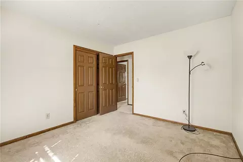 Bedroom - 9909 Sheehan Rd, Centerville, OH 45458 photo 4 of 6