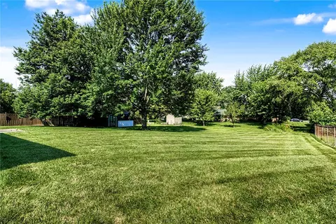 Exterior - 9909 Sheehan Rd, Centerville, OH 45458 photo 5 of 10