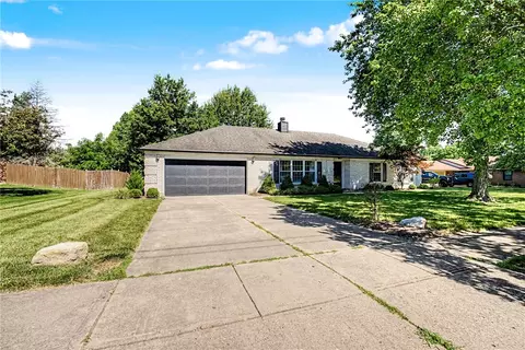 Exterior - 9909 Sheehan Rd, Centerville, OH 45458 photo 2 of 10