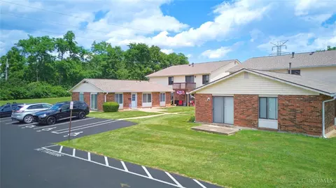 6 Dusk Ct, Fairfield, OH 45014