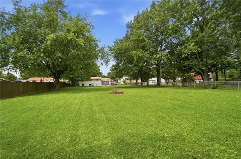 Exterior - 3640 Tiffany Dr, Kettering, OH 45420 photo 12 of 12