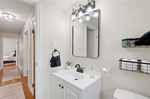 Bath - 3640 Tiffany Dr, Kettering, OH 45420 photo 2 of 5