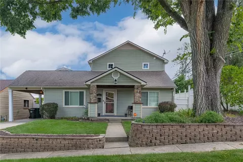 1124 Lexington Ave, Fairborn, OH 45324