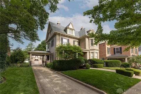 714 N Wayne St, Piqua, OH 45356