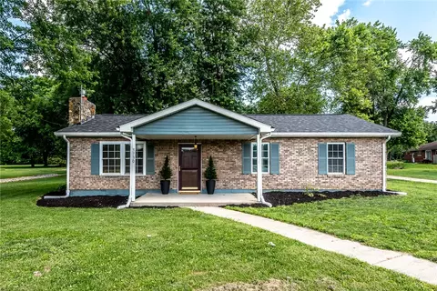 3730 Greentree Rd, Lebanon, OH 45036