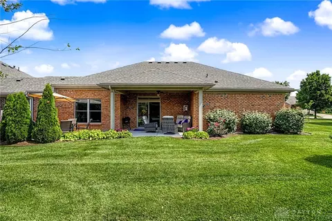Exterior - 884 Saint Simons Ln, Centerville, OH 45458 photo 6 of 13