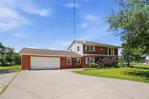 603 E Main St, Anna, OH 45302