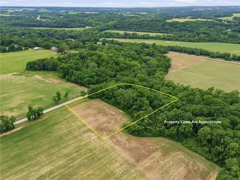 5632 Oneall Rd, Waynesville, OH 45068
