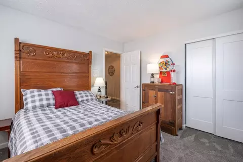 Bedroom - 7158 Brookmeadow Dr, Centerville, OH 45459 photo 3 of 4