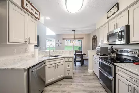 Kitchen - 7158 Brookmeadow Dr, Centerville, OH 45459 photo 2 of 2