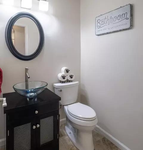 Bath - 7158 Brookmeadow Dr, Centerville, OH 45459 photo 1 of 5