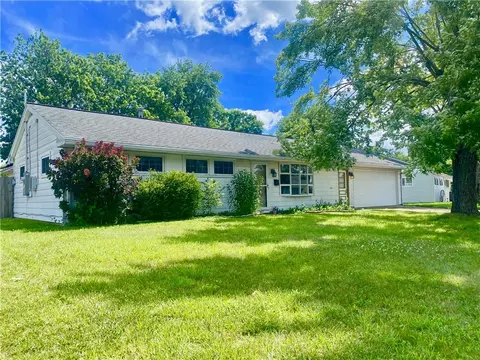 311 Skyview Dr, Vandalia, OH 45377