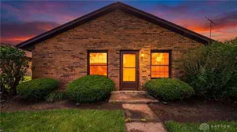 6385 Joseph Pl, Centerville, OH 45459 photo 2