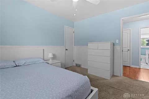 Bedroom - 5401 Bayside Dr, Riverside, OH 45431 photo 4 of 6