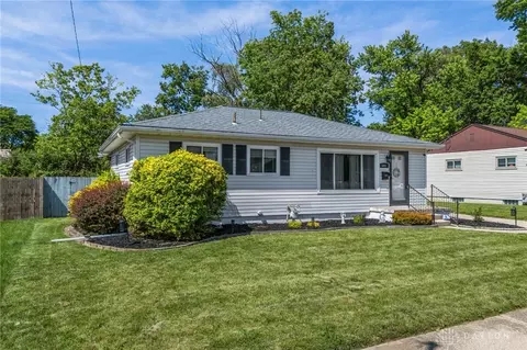 Exterior - 5401 Bayside Dr, Riverside, OH 45431 photo 3 of 8