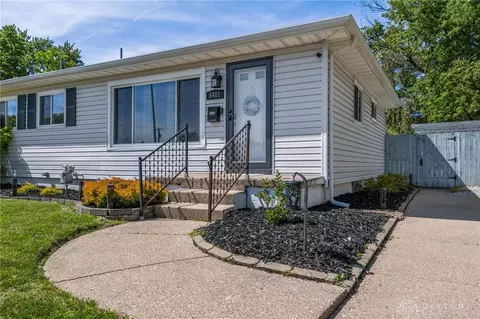 Exterior - 5401 Bayside Dr, Riverside, OH 45431 photo 8 of 8