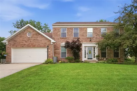 5055 Birchwood Farms Dr, Mason, OH 45040