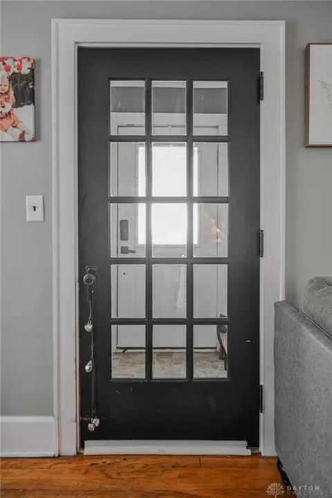 Entry Way - 852 Rodgers Dr, Springfield, OH 45503 photo 2 of 3