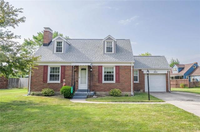 1912 N Sunny Ridge Rd, Dayton, OH 45414