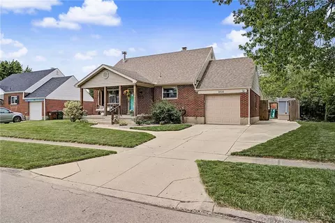 2121 Hazel Ave, Kettering, OH 45420 photo 2