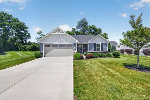 5567 Millbrook Dr, Middletown, OH 45042
