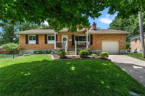 503 David Dr, Miamisburg, OH 45342