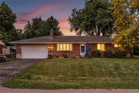 265 Winding Trl, Xenia, OH 45385