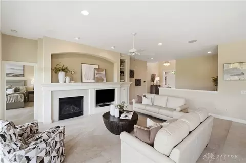 10099 Putterview Way, Centerville, OH 45458 photo 8