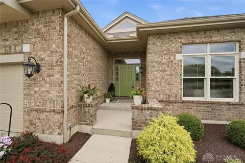 10099 Putterview Way, Centerville, OH 45458 photo 2