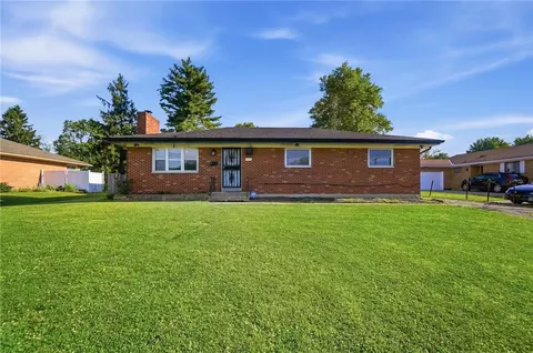 4975 Dayton Liberty Rd, Dayton, OH 45417