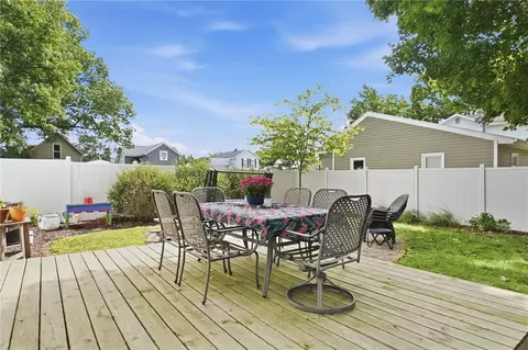 Exterior - 702 E Franklin St, Troy, OH 45373 photo 7 of 10