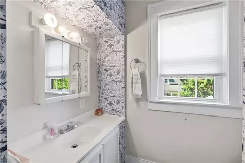 Bath - 702 E Franklin St, Troy, OH 45373 photo 5 of 6