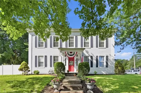 702 E Franklin St, Troy, OH 45373