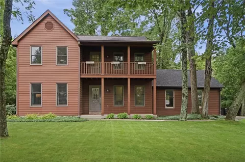5 Quail Ridge Dr, Oxford, OH 45056