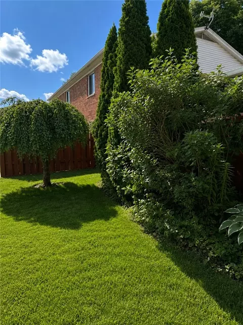 Exterior - 749 Clareridge Ln, Centerville, OH 45458 photo 6 of 6