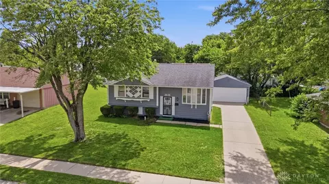 2020 Elmsford St, Springfield, OH 45506 photo 2
