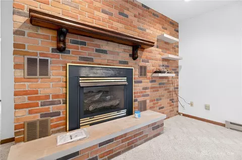 Living - 18333 Herring Rd, Sidney, OH 45365 photo 9 of 9
