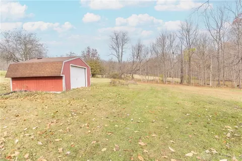 Exterior - 18333 Herring Rd, Sidney, OH 45365 photo 9 of 11