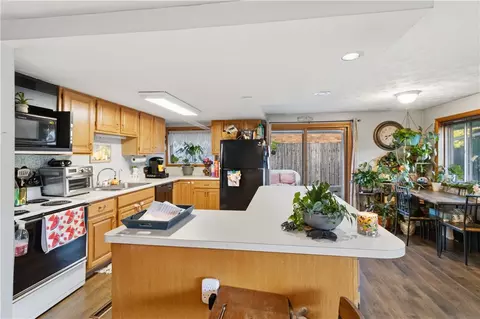 Kitchen - 3795 Cordell Dr, Kettering, OH 45439 photo 3 of 5