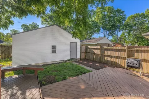 Exterior - 2608 West Ave, Kettering, OH 45419 photo 3 of 7
