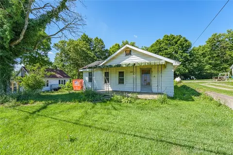 2307 Middletown Eaton Rd, Middletown, OH 45042